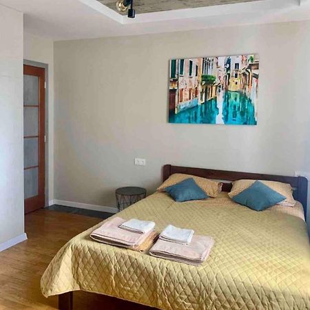 Сучасні Апартаменти У Самому Серці Одеси Odessa Ngoại thất bức ảnh